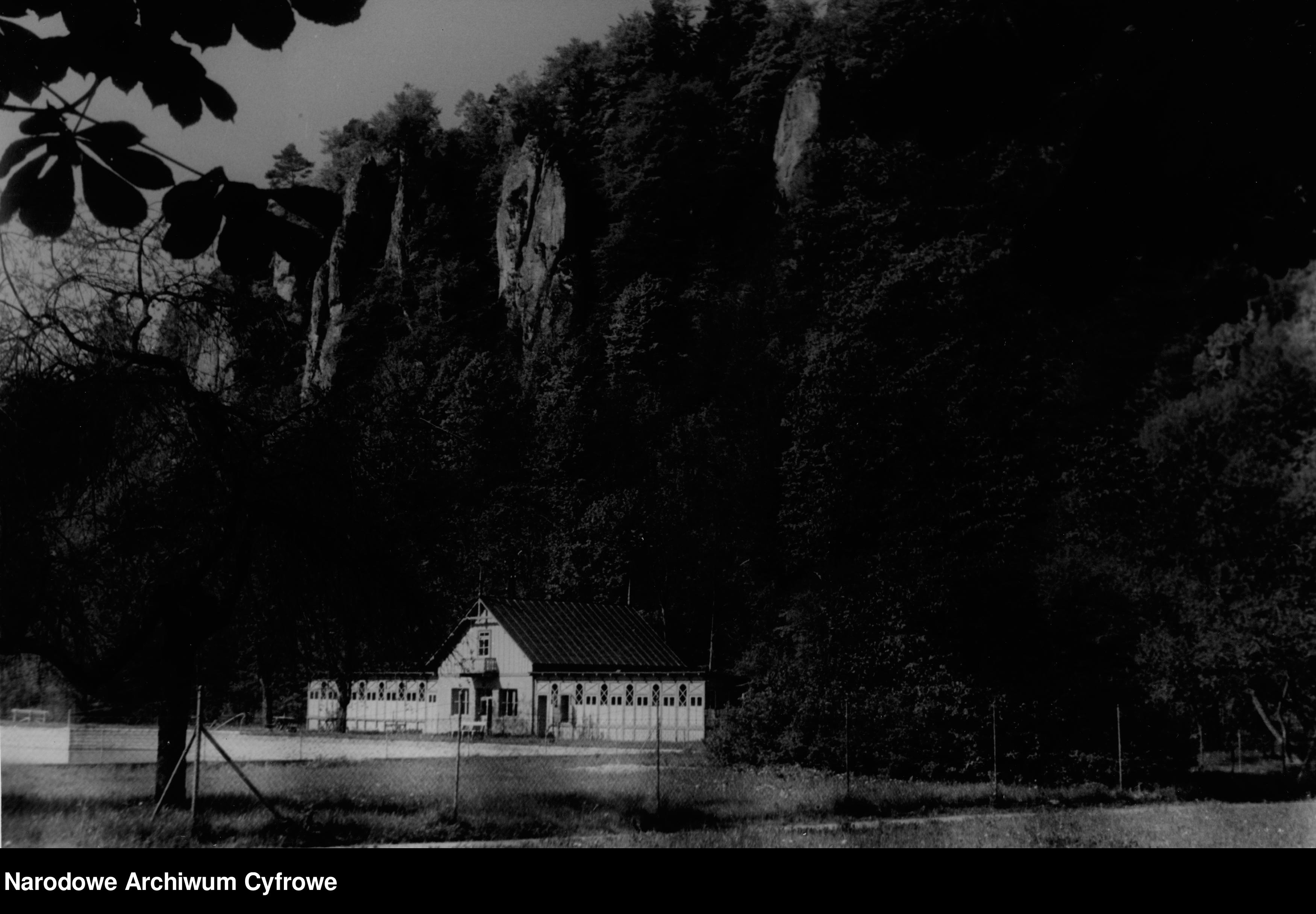 Nie istniejący już dziś budynek szatni basenowych 1939